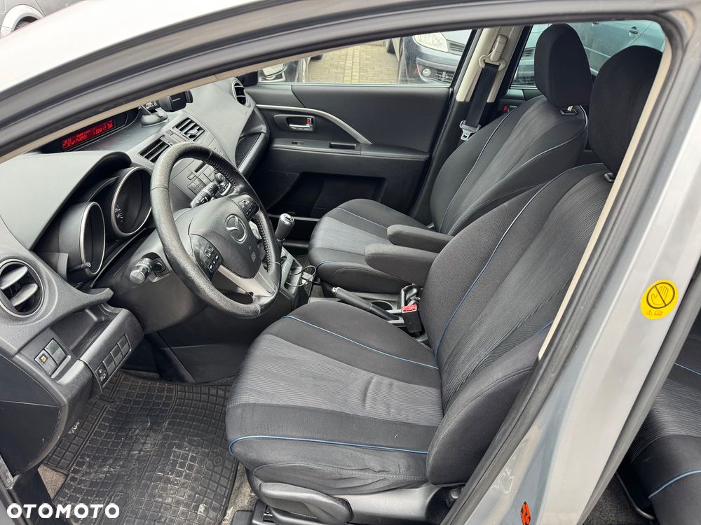 Mazda 5 - 6