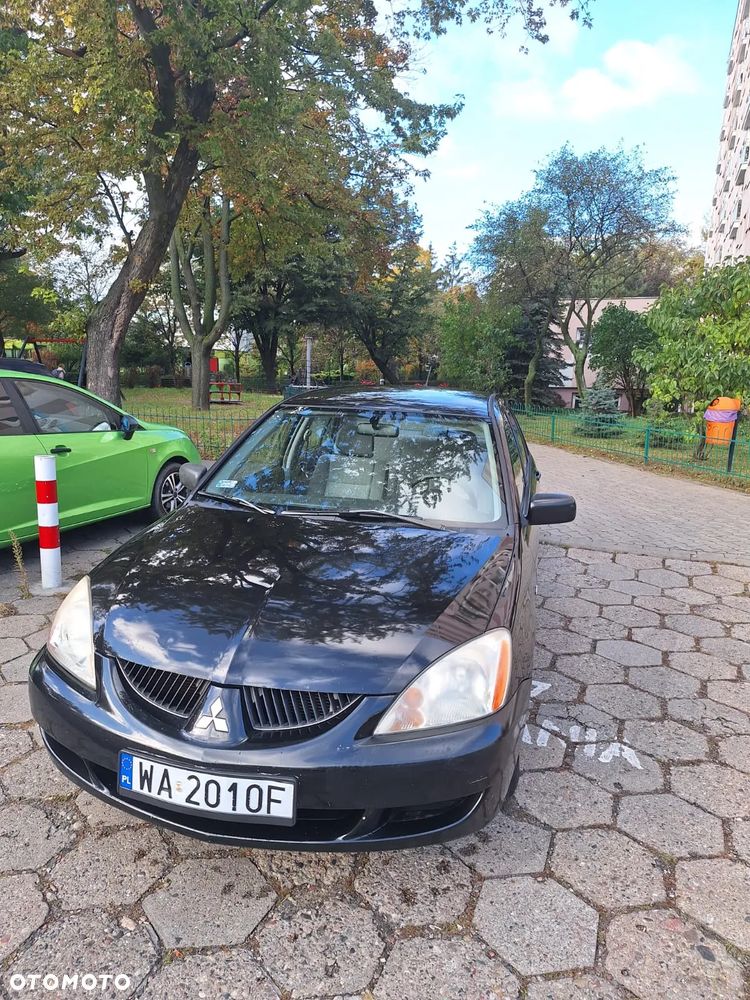 Mitsubishi Lancer - 2