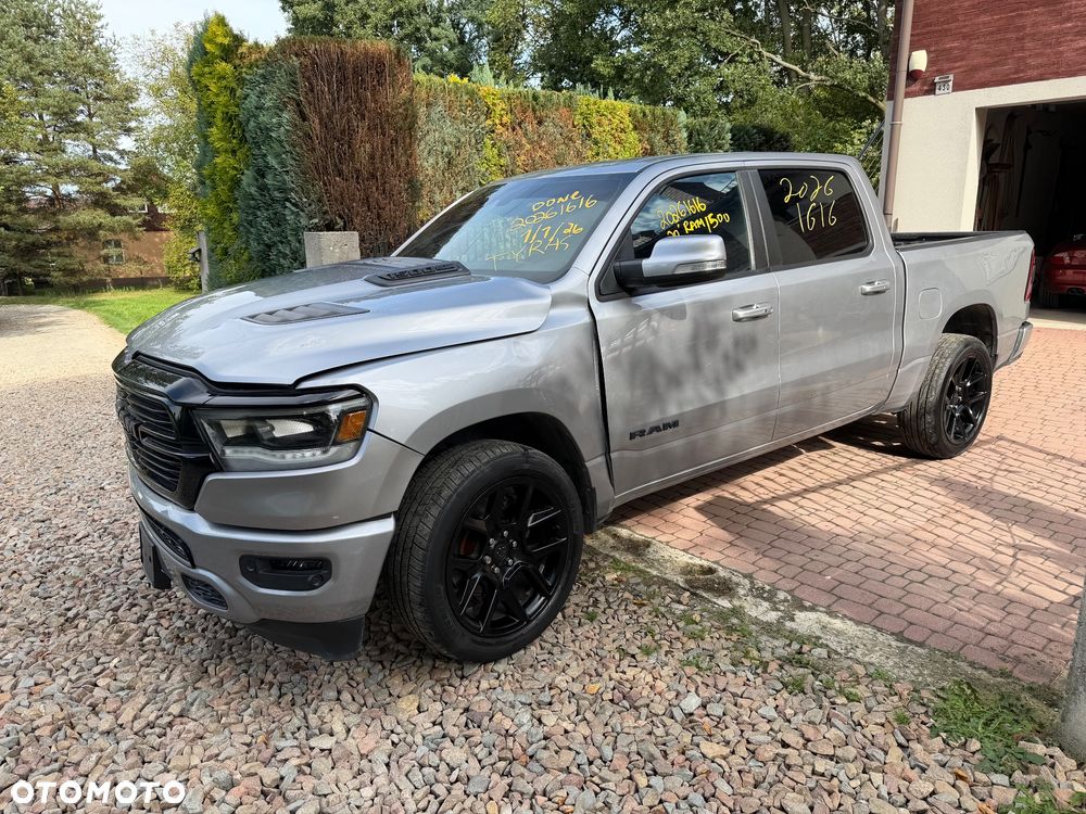Dodge RAM - 2