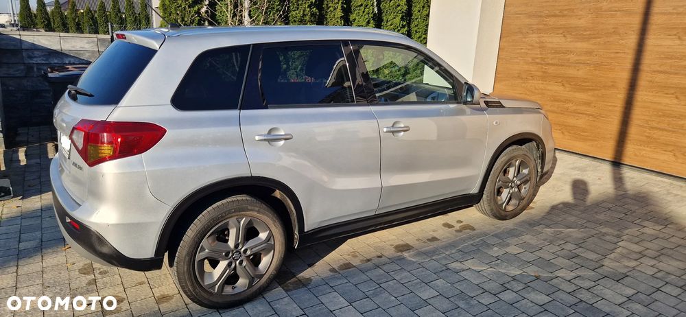 Suzuki Vitara 1.6 Comfort 2WD - 6