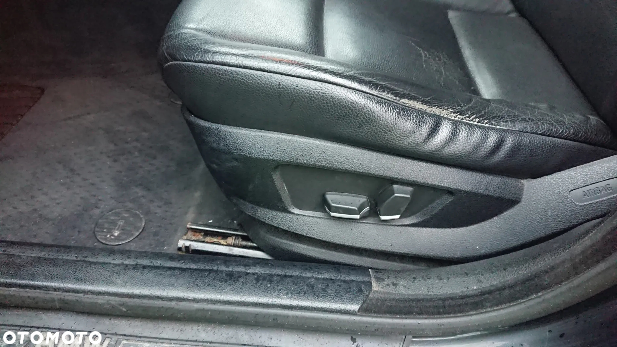 BMW Seria 3 325d DPF Edition Sport - 28