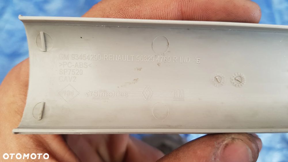 RENAULT TRAFIC III OSŁONA ZAŚLEPKA SENSOR SZYBA 93868263 - 6