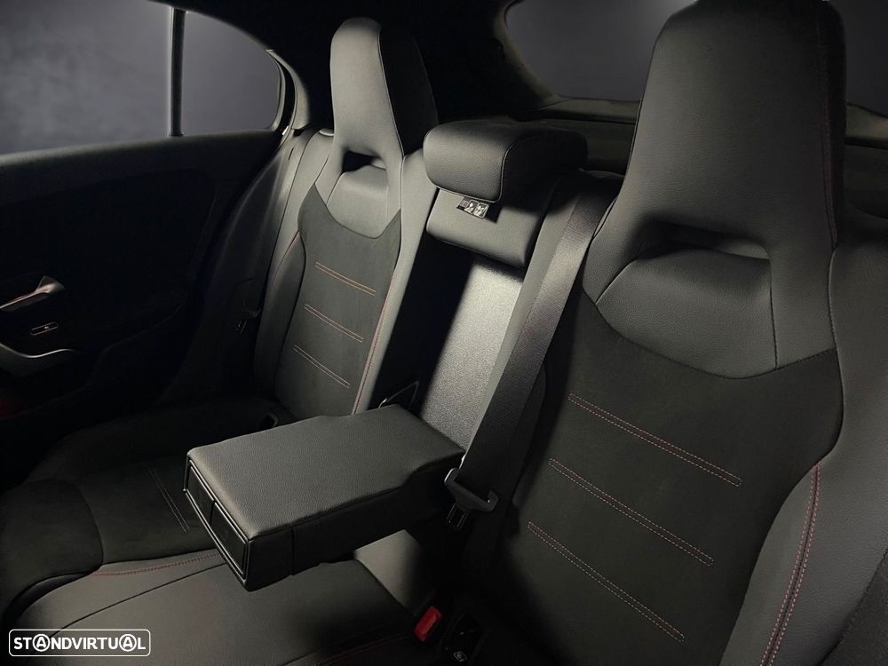 Mercedes-Benz A 250 - 23