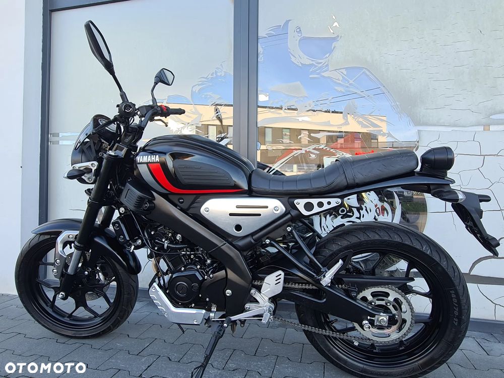 Yamaha XSR - 4