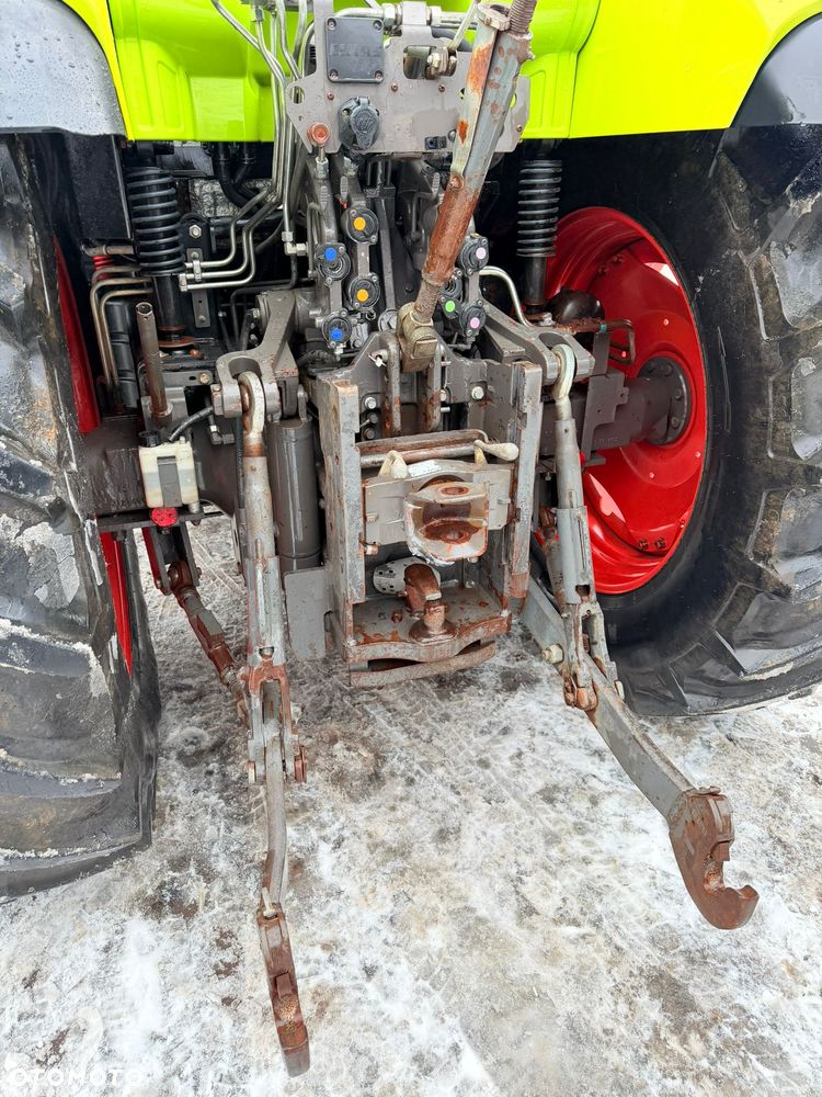 Claas Arion 520 - 13