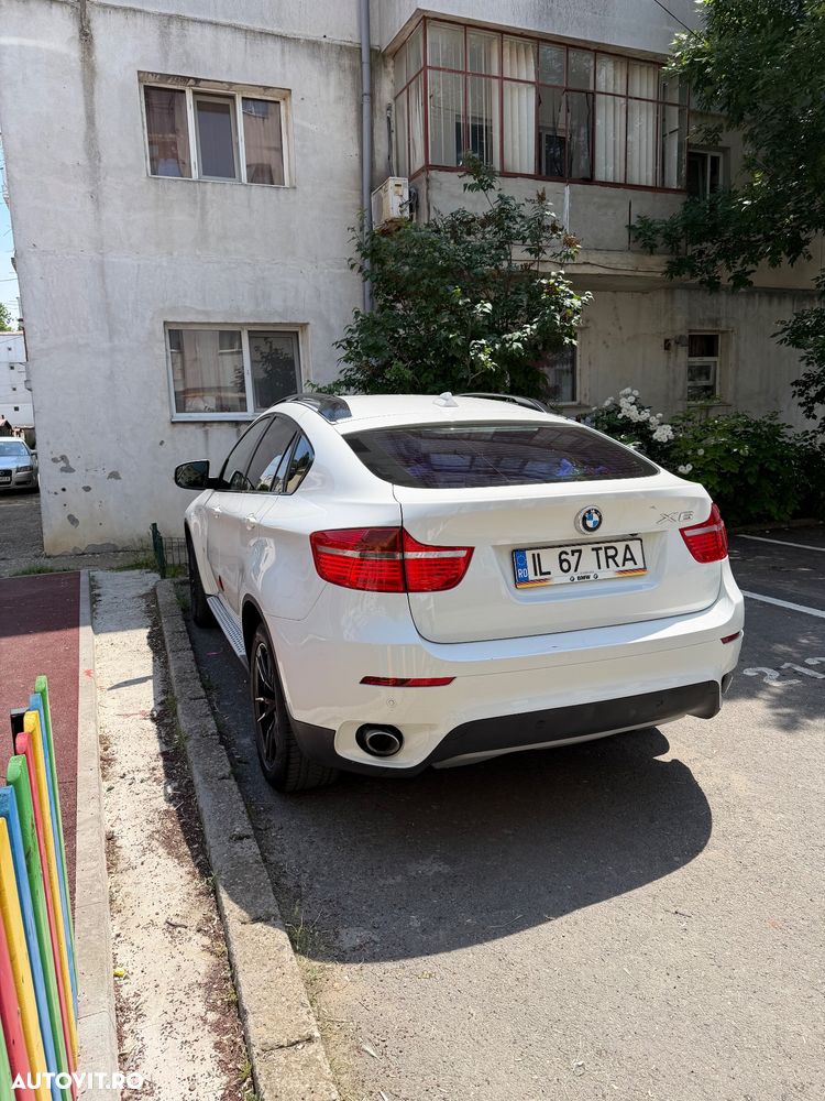 BMW X6 xDrive30d - 10