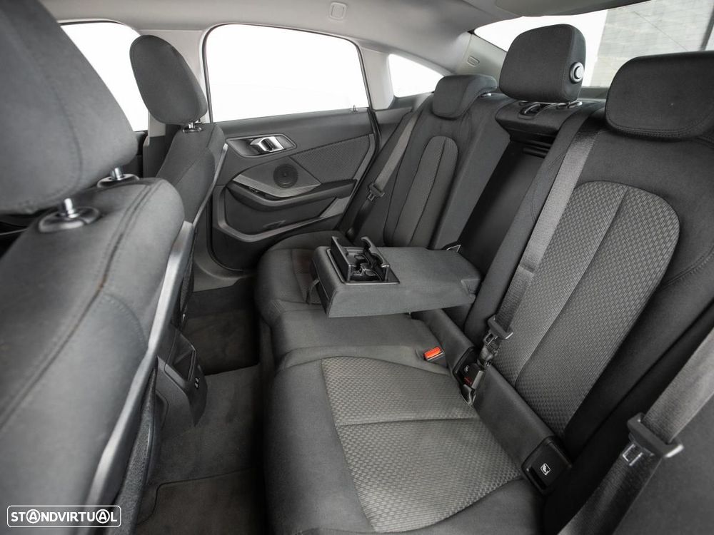 BMW 216 Gran Coupé d Advantage - 9