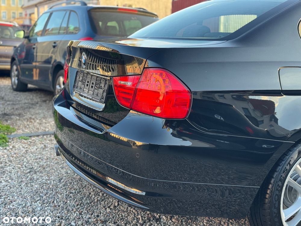 BMW Seria 3 320d DPF - 10