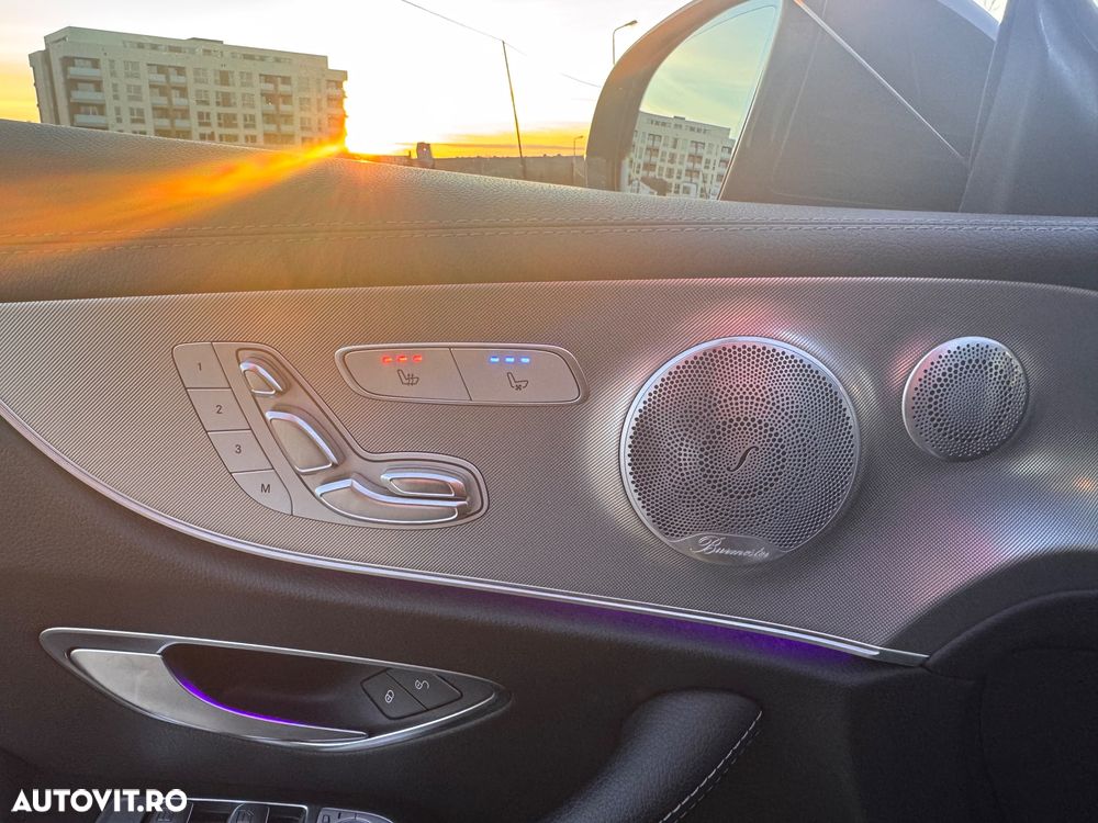 Mercedes-Benz E 220 d 4MATIC - 11