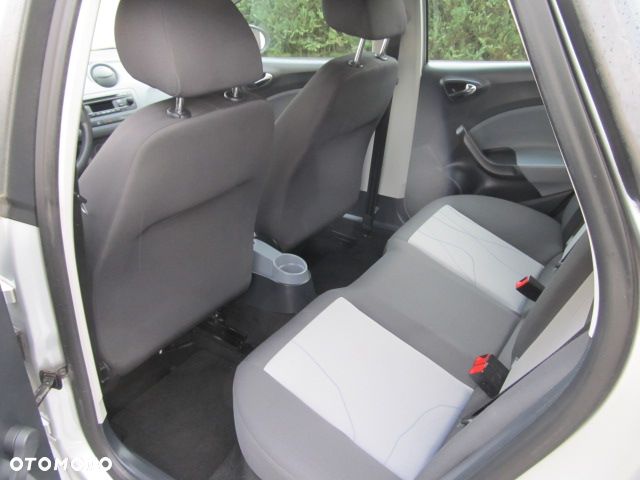 Seat Ibiza 1.4 16V Passion - 9