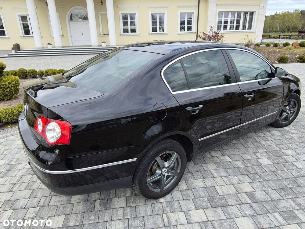 Volkswagen Passat - 6
