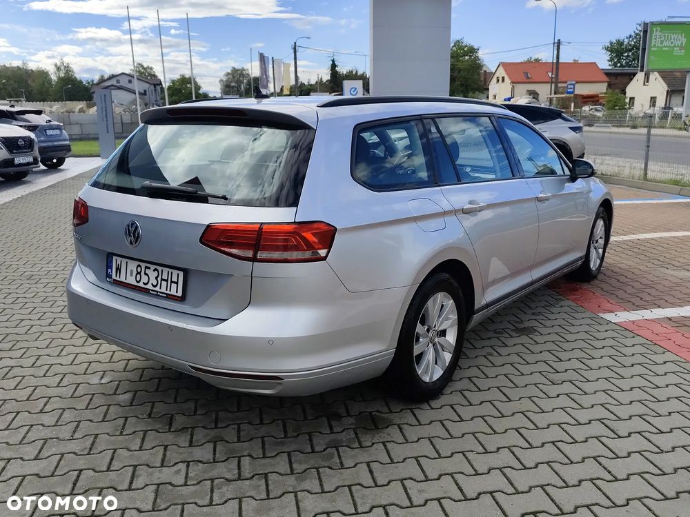 Volkswagen Passat 1.4 TSI BMT Trendline - 4