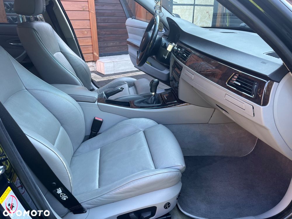 BMW Seria 3 - 10