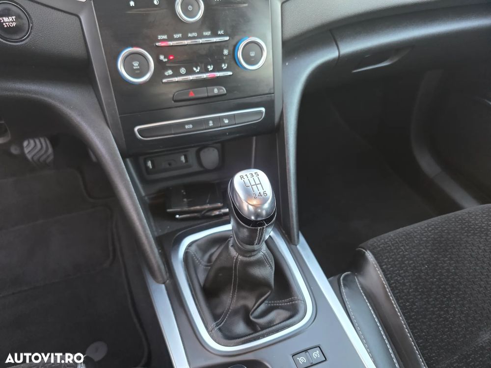 Renault Megane ENERGY dCi 110 INTENS - 35