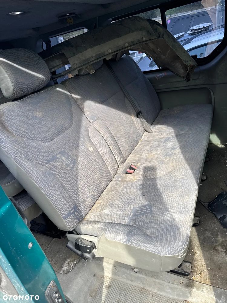 Renault Trafic II 1.9 DCI na części - 4