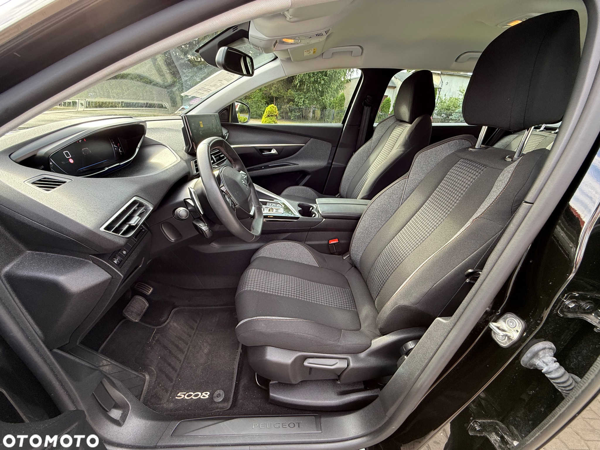 Peugeot 5008 1.2 PureTech Active Pack S&S EAT8 - 12