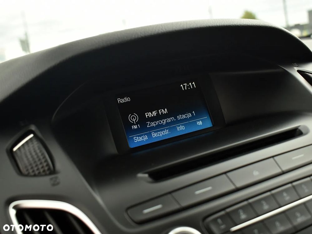Ford Focus 1.6 Trend - 19
