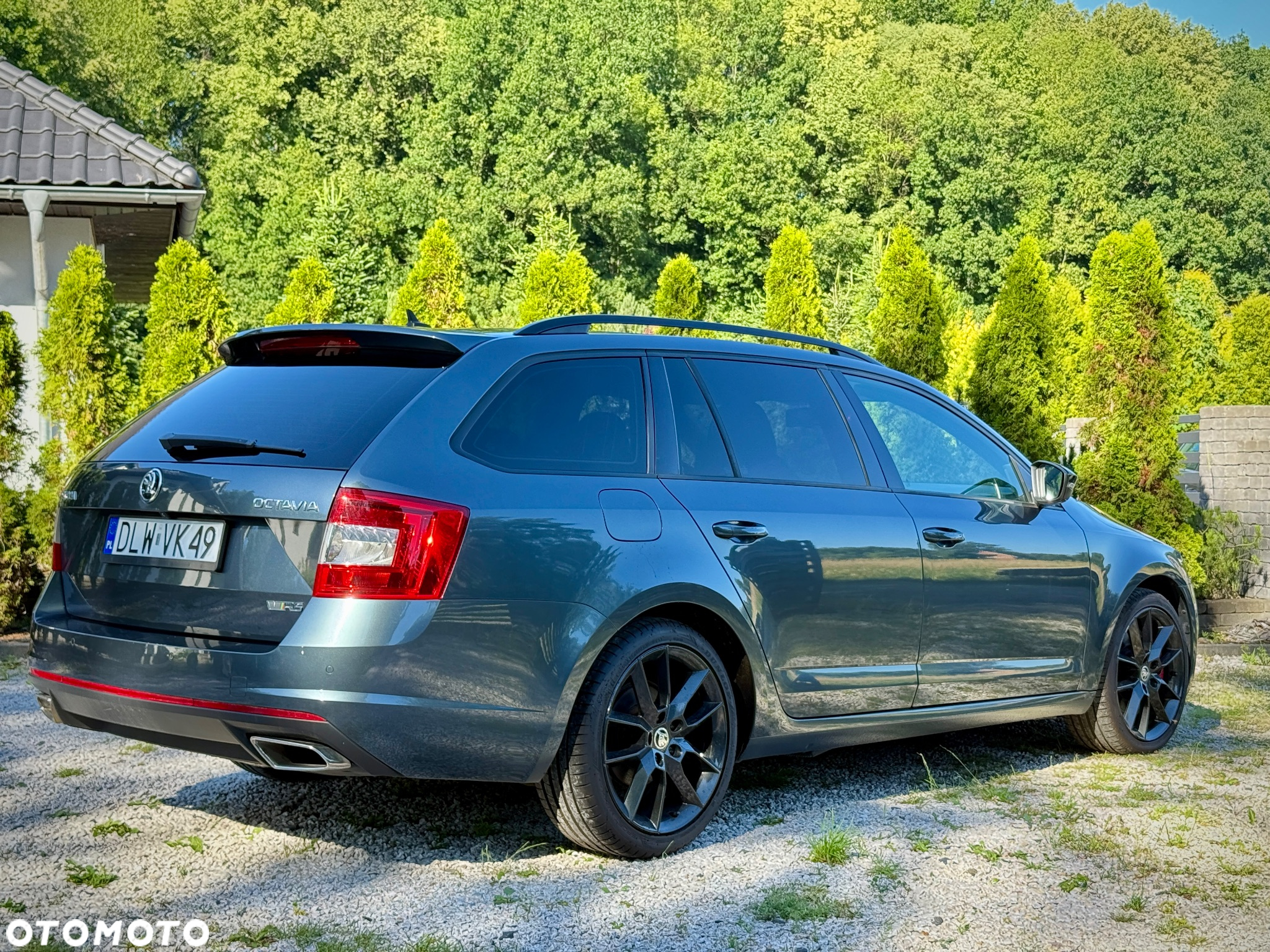 Skoda Octavia Combi 2.0 TDI DSG RS - 3