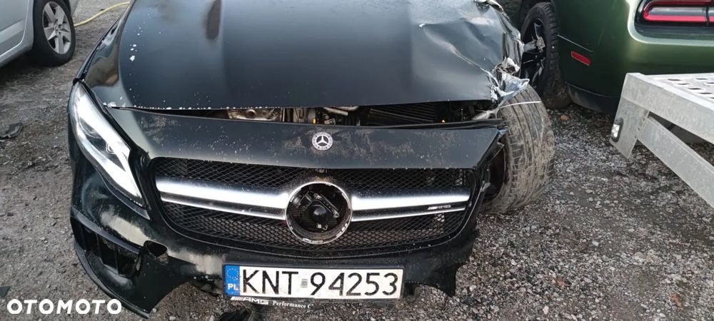 Mercedes-Benz GLA AMG 45 4-Matic - 5