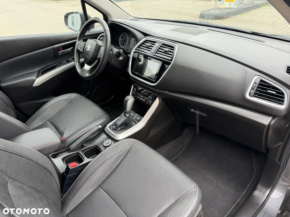 Suzuki SX4 S-Cross 1.4 T Premium 4WD - 10
