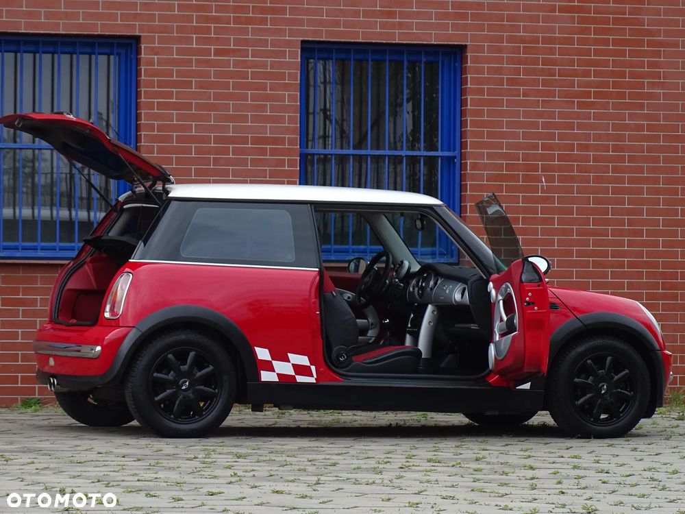 MINI Cooper chili - 16