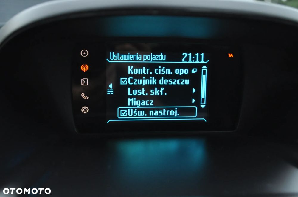 Ford B-MAX 1.6 Titanium - 19