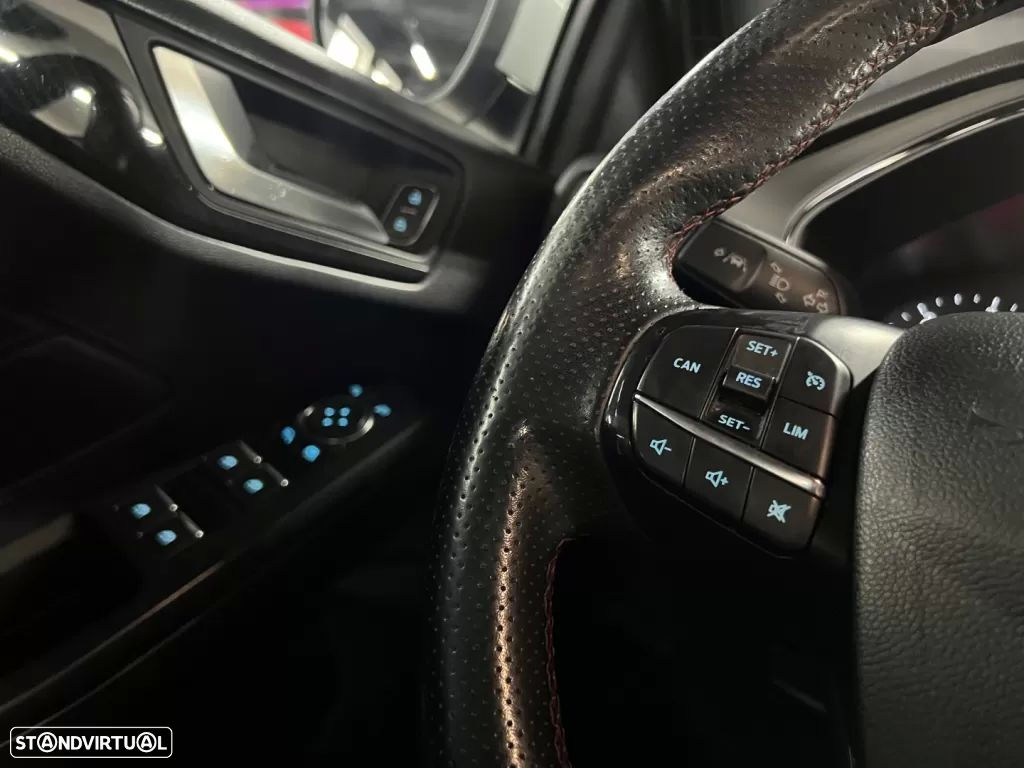 Ford Focus SW 1.5 TDCi EcoBlue ST-Line - 34
