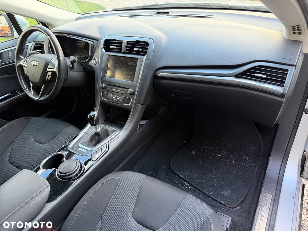 Ford Mondeo 2.0 TDCi Allrad Business Edition - 18