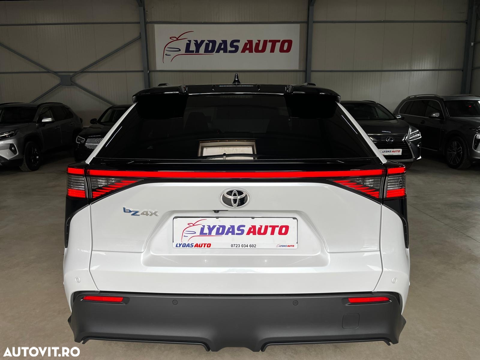 Toyota BZ4X 150 KW FWD (4x2) Luxury - 4