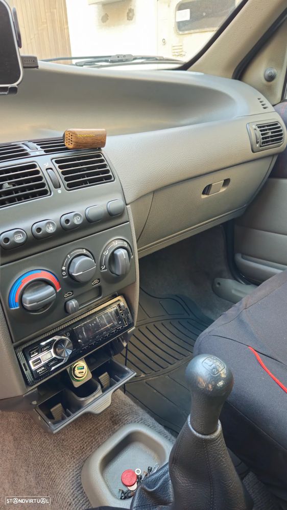 Fiat Punto - 4