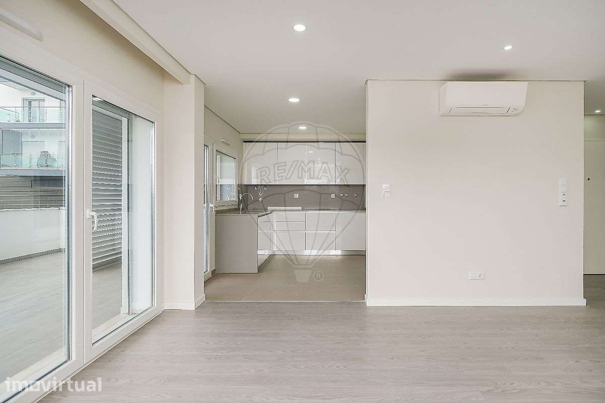 Apartamento T2 para arrendamento - Grande imagem: 4/18