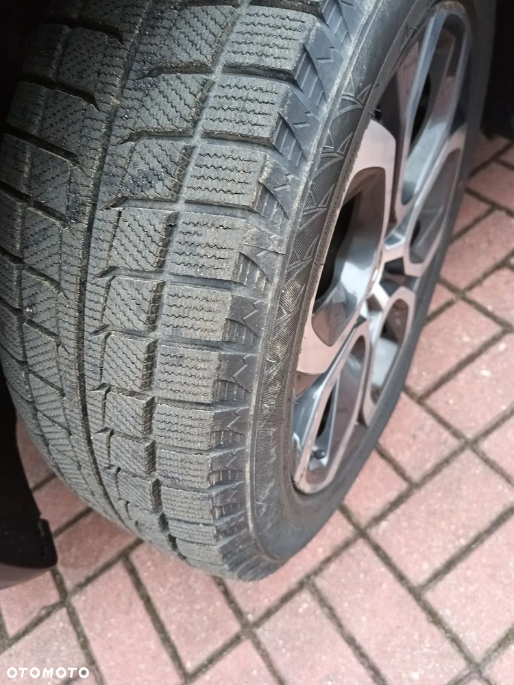 Renault Captur TCe Mild Hybrid 140 EDC GPF EVOLUTION - 21