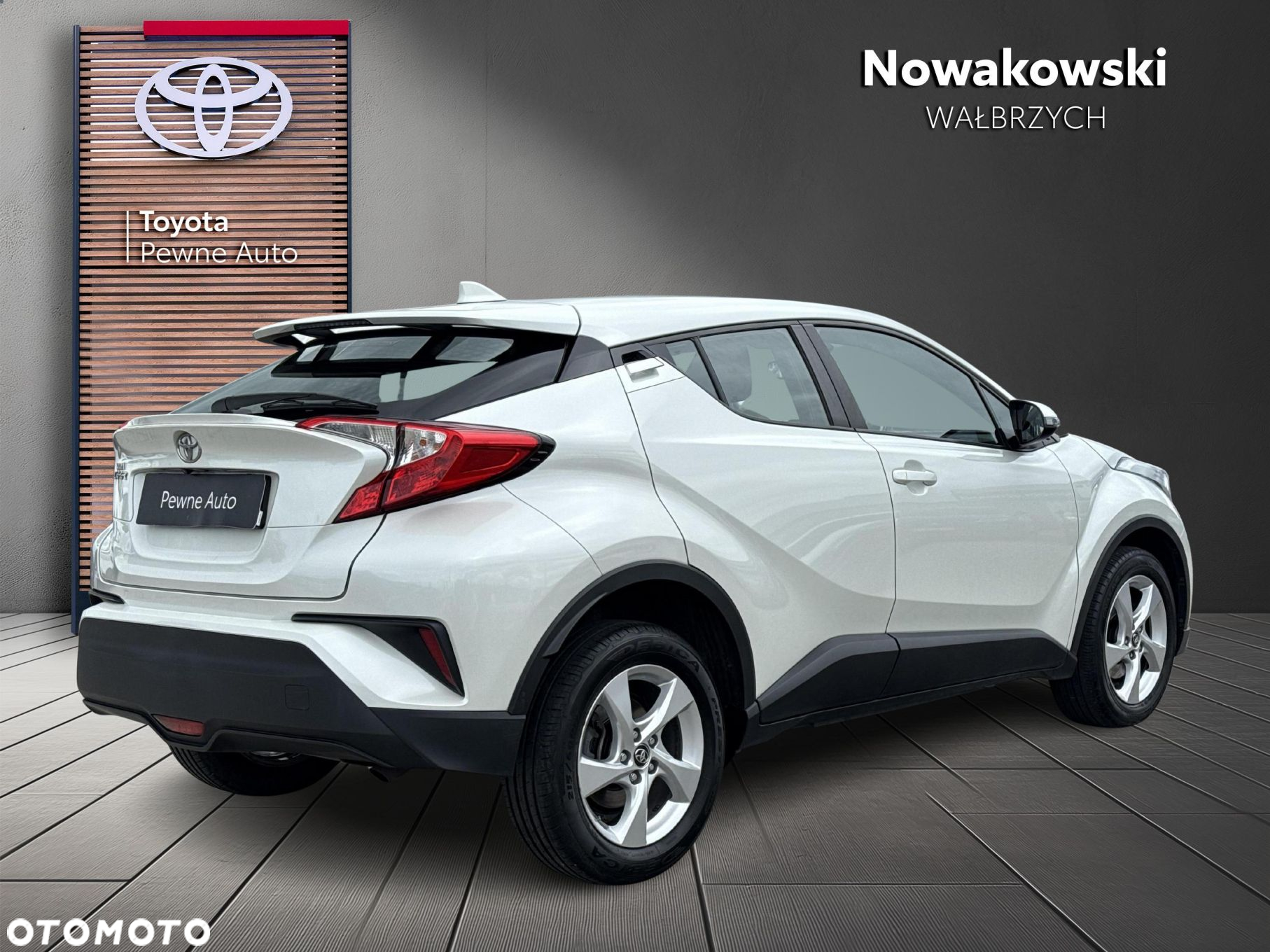 Toyota C-HR 1.2 T Premium CVT - 5