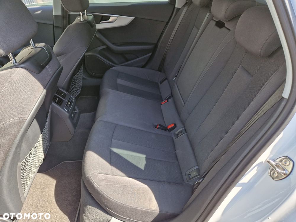 Audi A4 Allroad - 13