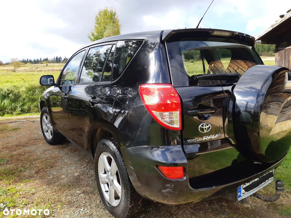 Toyota RAV4 - 5