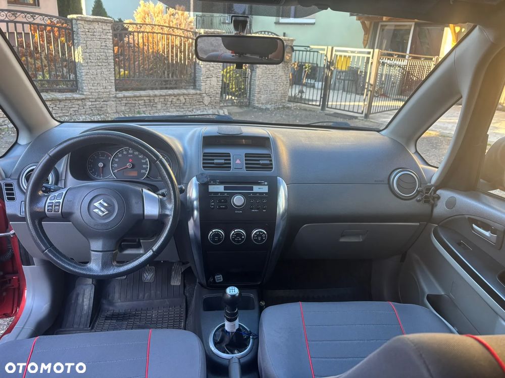 Suzuki SX4 1.6 GS / Premium 4WD - 9