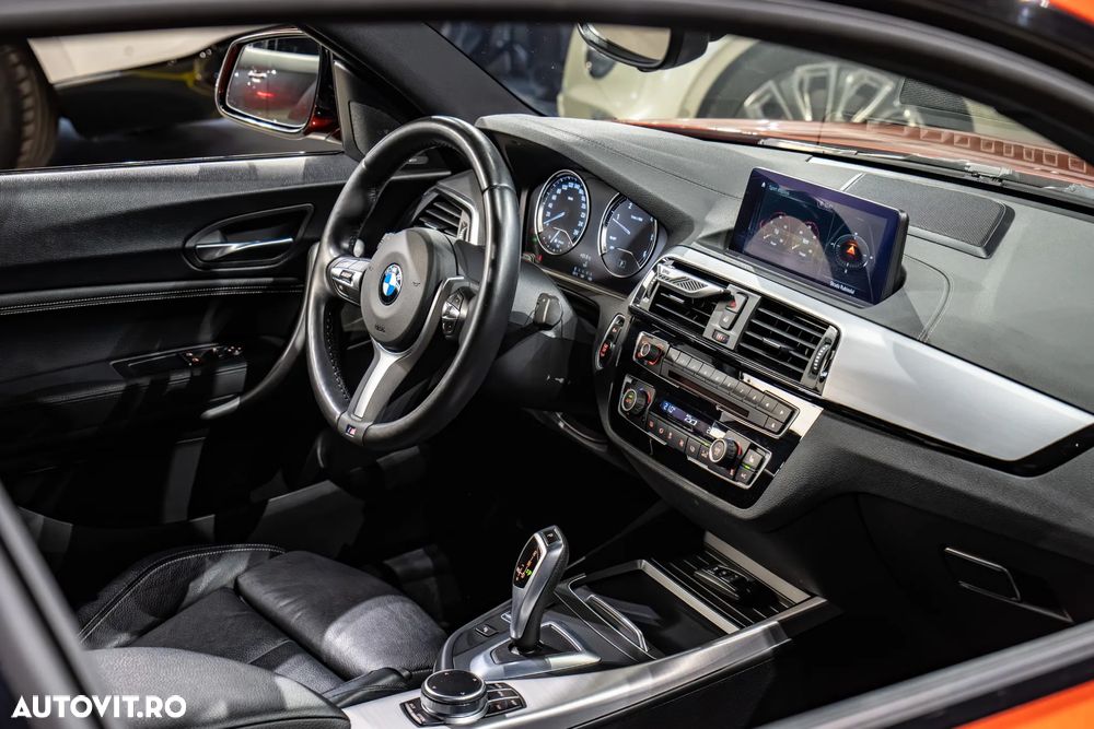 BMW Seria 2 220d xDrive AT Luxury Line - 7