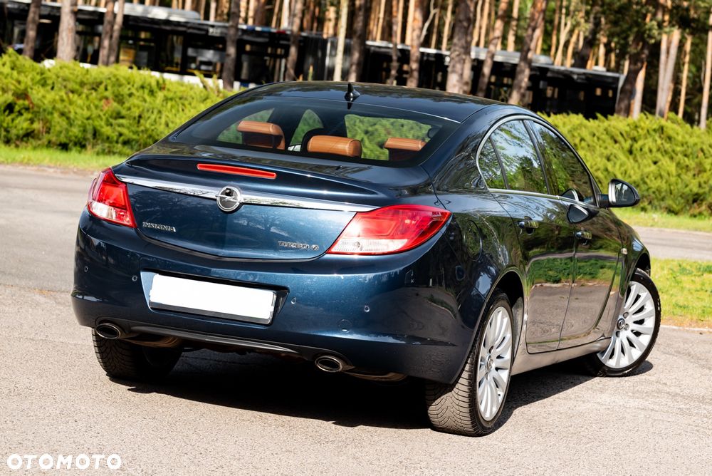 Opel Insignia 2.0 SIDI Turbo 4x4 Innovation - 9