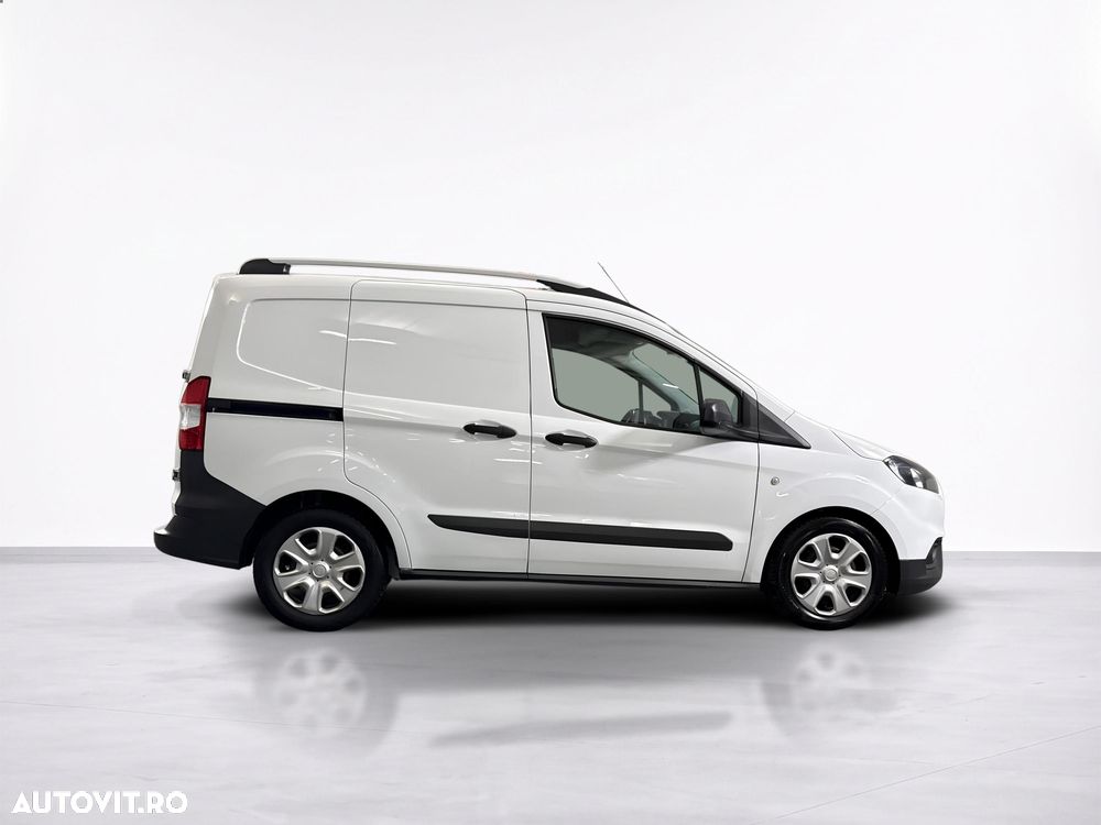 Ford Courier - 7