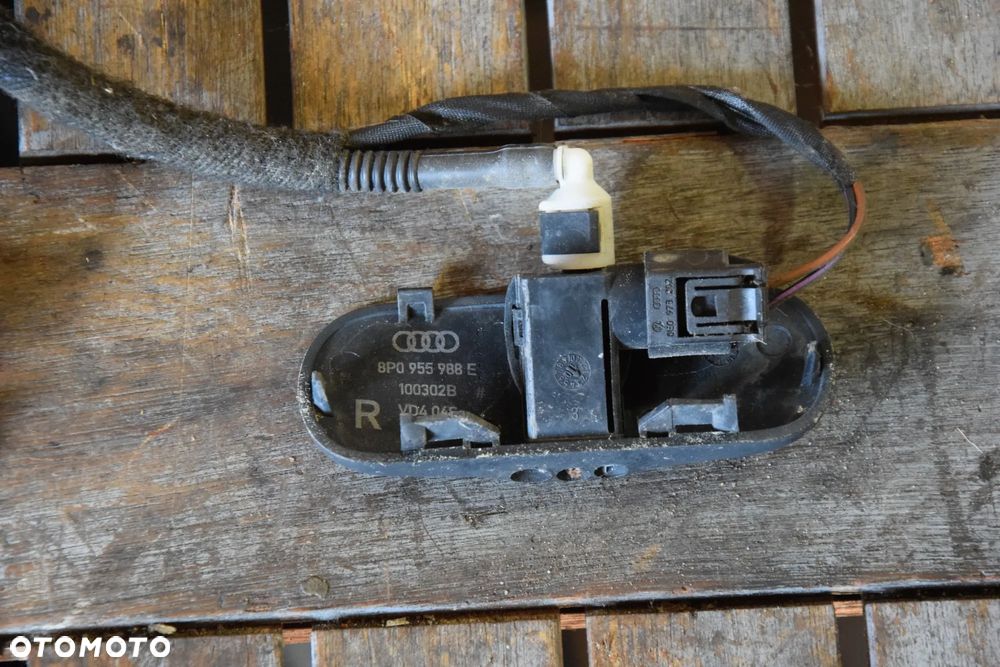 AUDI A3 8P LIFT 08-12 Dysza spryskiwacza podgrzewana EUROPA prawa lewa 8P0955988E 8P0955987E - 4