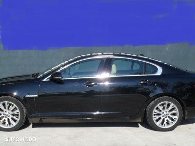 Jaguar XF 3.0D - 6