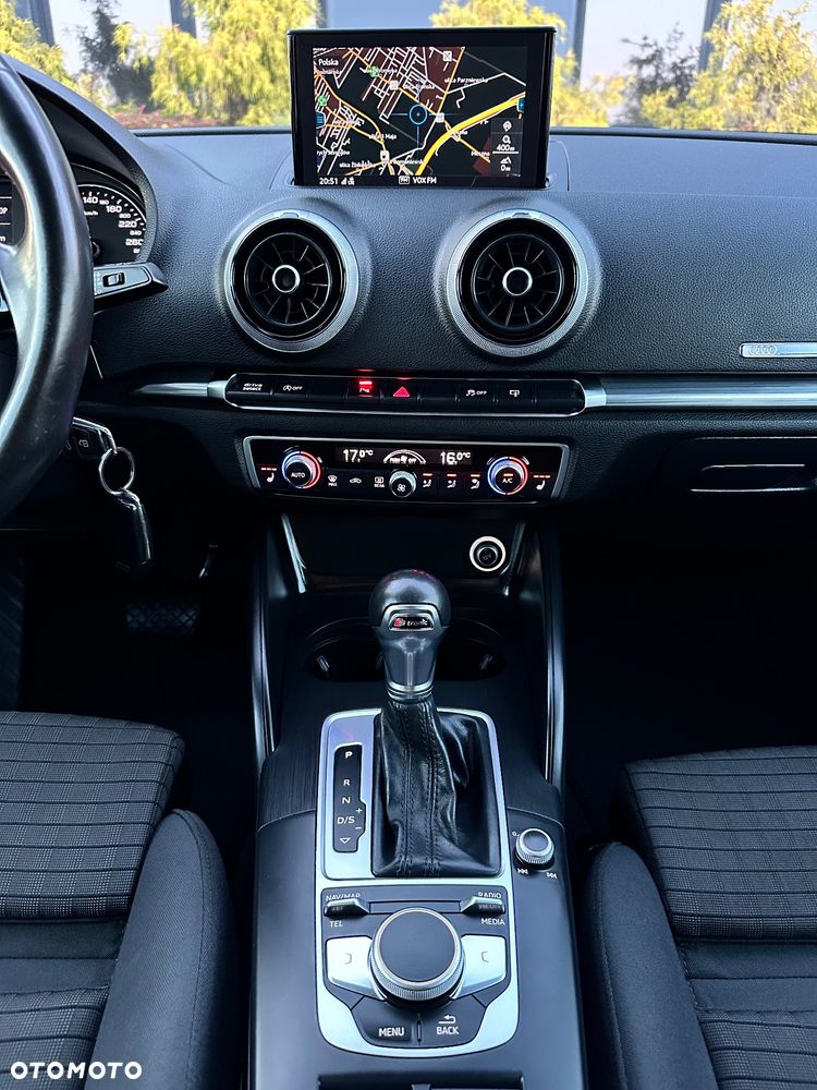 Audi A3 Sportback 1.4 TFSI CoD ultra Attraction S tronic - 30