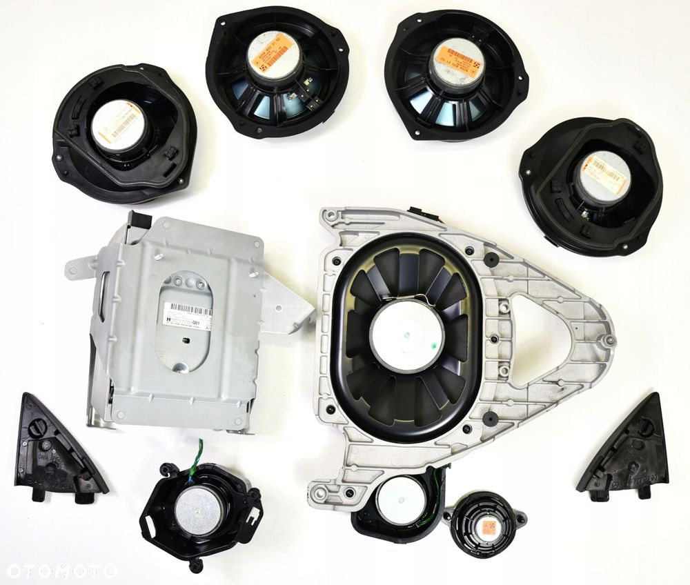 MERCEDES E KLASA W207 NAGŁOŚNIENIE HARMAN KARDON - 2