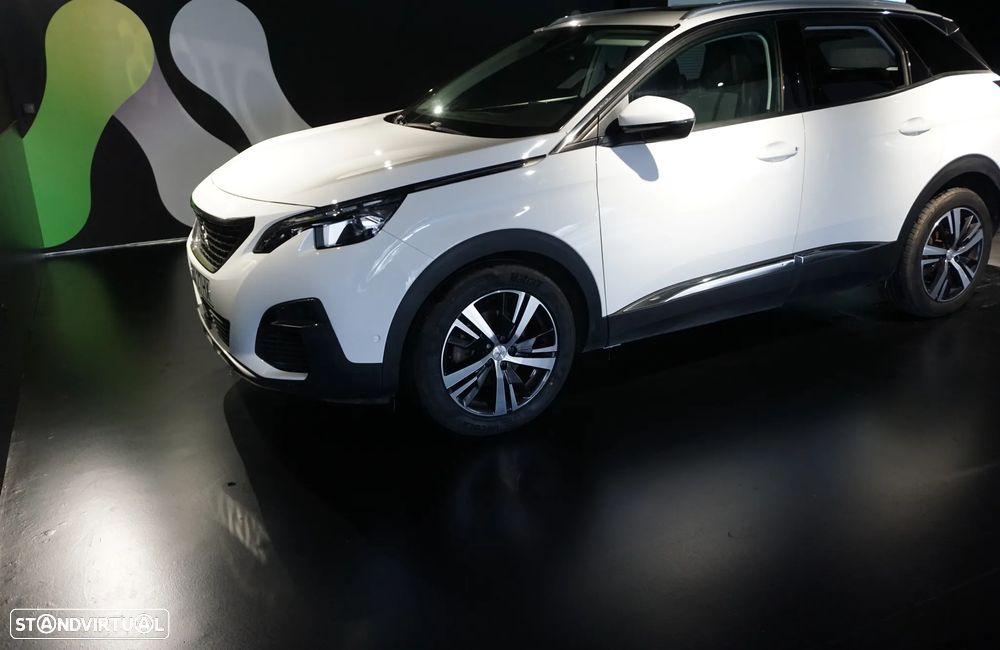 Peugeot 3008 PureTech 130 Stop & Start GPF Allure - 4