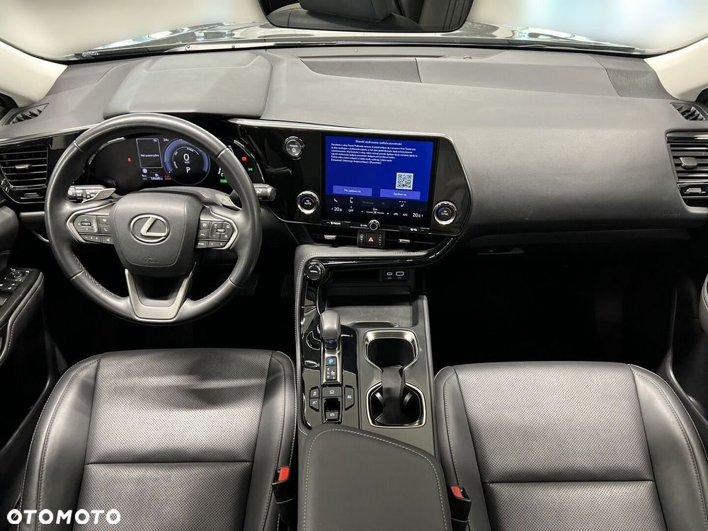 Lexus NX 350h Business AWD - 15