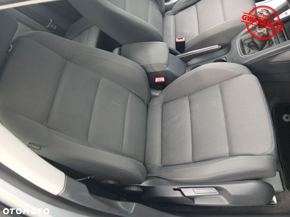 Volkswagen Golf - 20