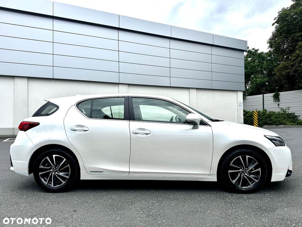 Lexus CT 200h Elegance - 3