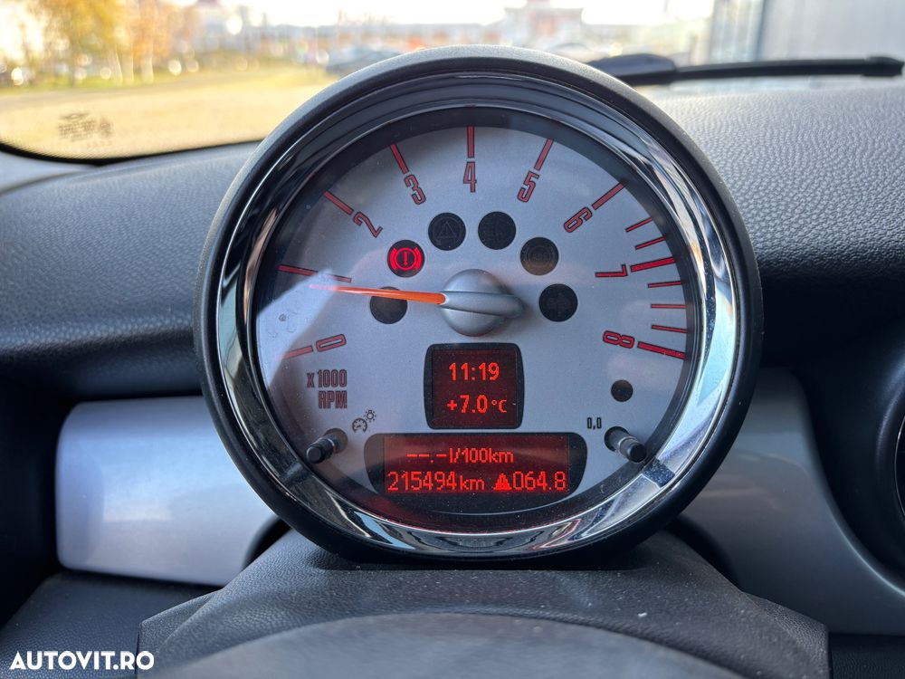 Mini Cooper Standard - 12