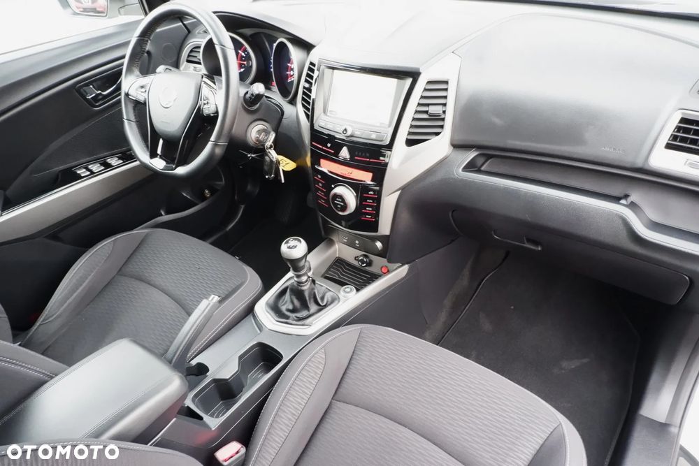 SsangYong/KGM Tivoli 1.6 Sharp - 4