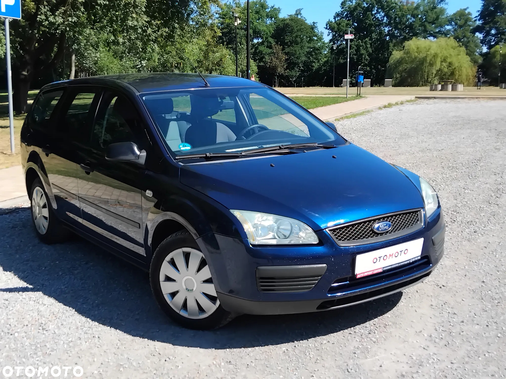 Ford Focus Turnier 2.0 16V Style - 24
